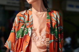 Áo kimono lụa cam họa tiết Liện Hoa Vũ